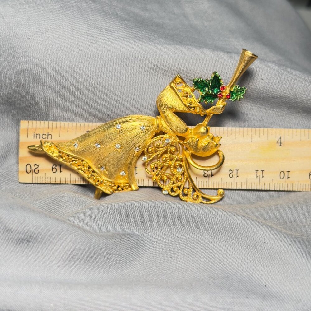 Angel Brooch JJ Gold Tone Rhinestone Filigree Wing Figural Pin 3.75” - Picture 6 of 9